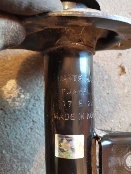 Стойки амортизаторов хюндай киа.