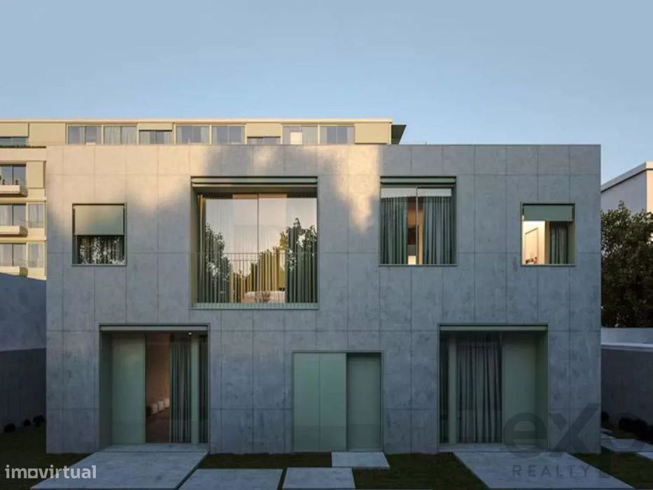 Moradia T2+1 Duplex - Campo Alegre - Porto