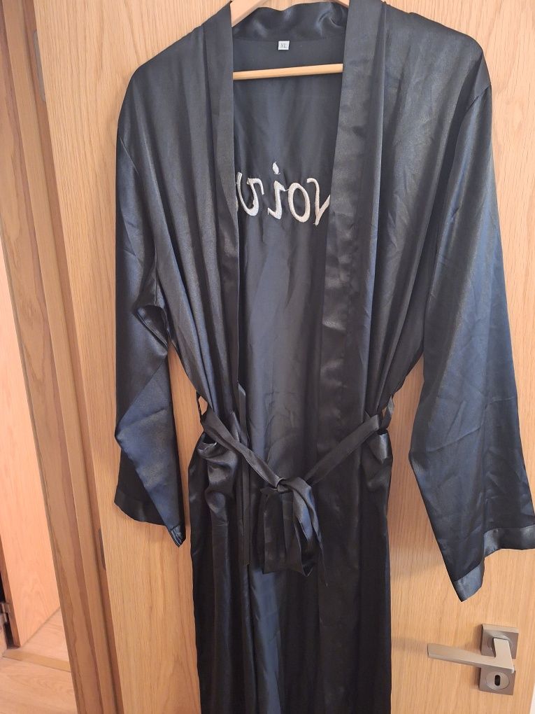 Robes de Noiva e Noivo com camisa de noite