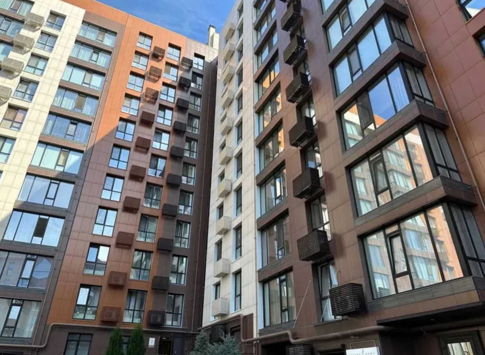 Продам 2х кімнатну квартиру ЖК Жуковський Нагорний Парк Шевченко Центр