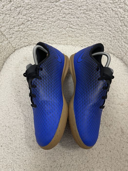 Футзалки копи бампи сороконожки Nike Bravatax 38р