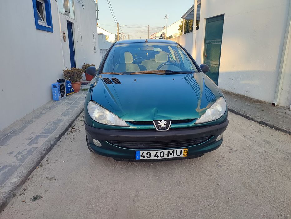 Peugeot 206 verde