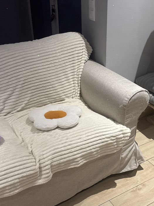 Sofa IKEA 3 lugares ( necessario trocar capa do sofa )