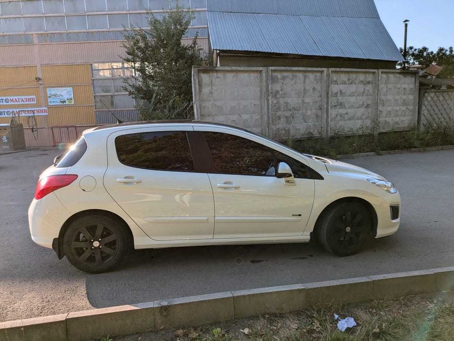 Peugeot 308 2013