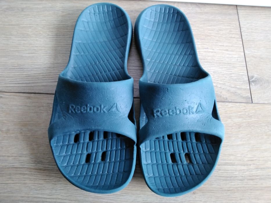 Klapki basenowe roz 40-41