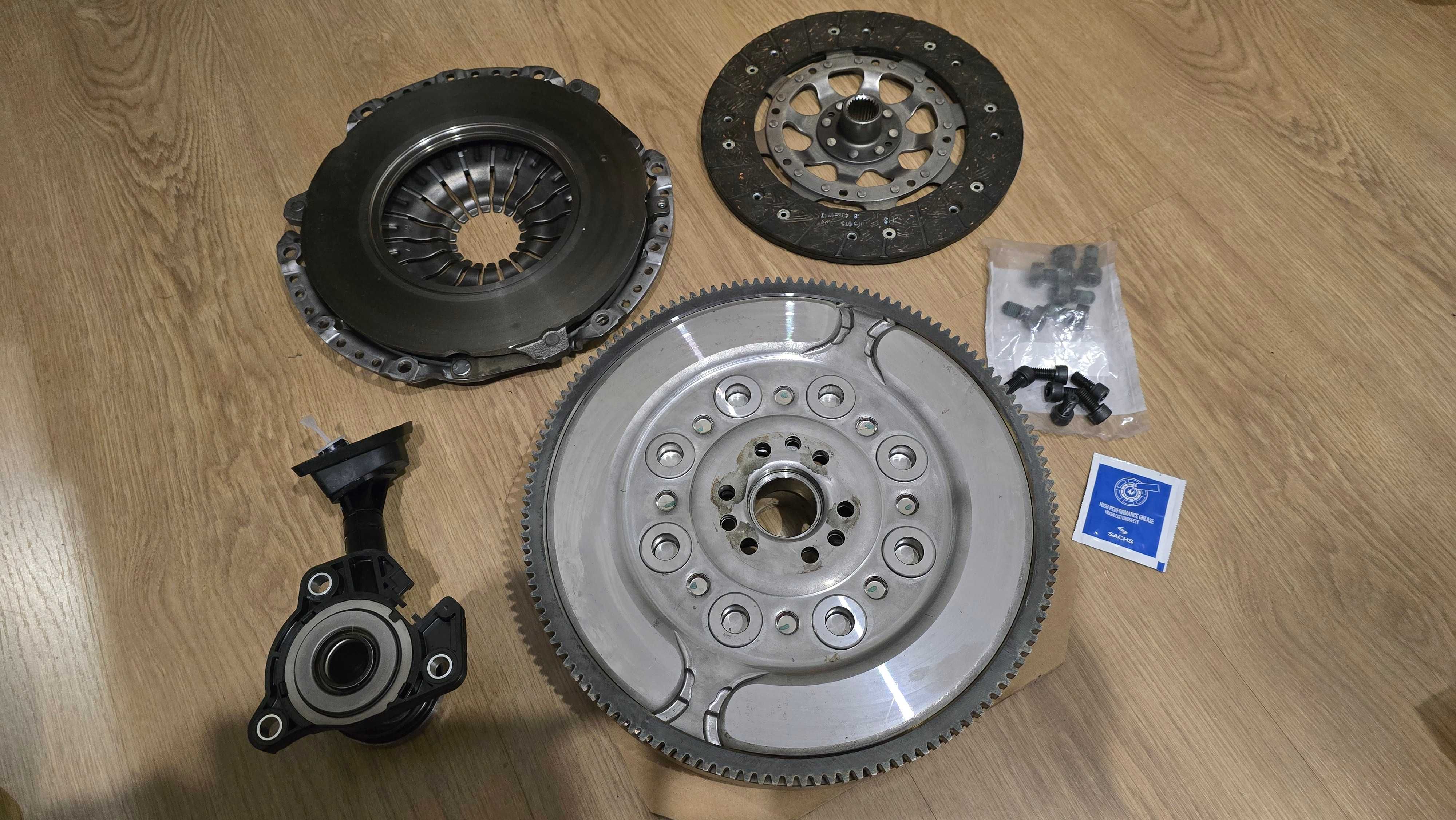 NOVO - Bimassa + Kit Embraiagem Peugeot / Citroen 1.6 HDI