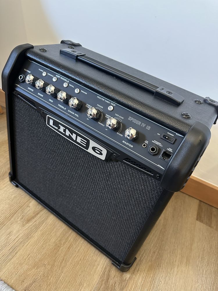 Line 6 Spider IV 15 + Pedal FBV MKII