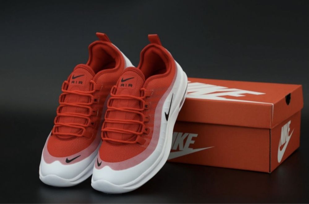 Жіночі Кросівки Nike air max axis