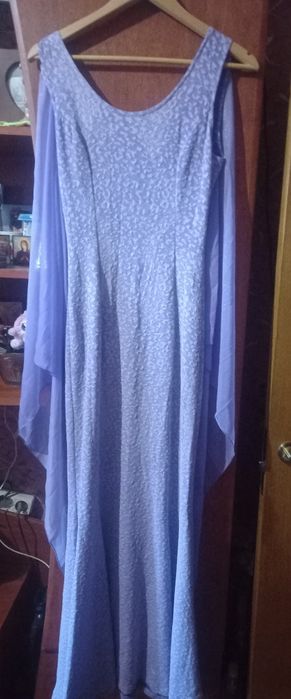 Продам сукню. Дуже гарна