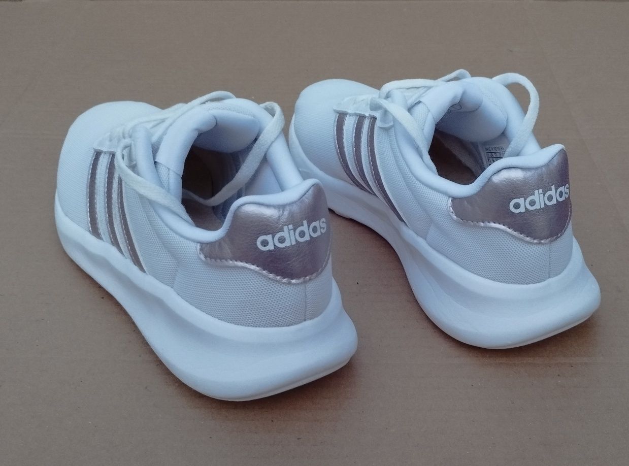 Adidas Lite Racer 3.0 бігові кросівки