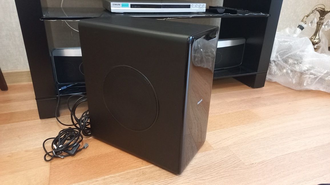 Домашний кинотеатр SoundBar
HTS9140/51