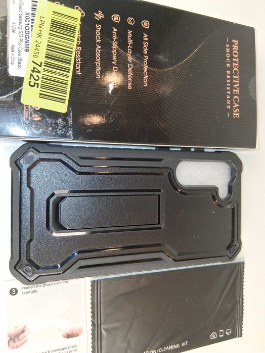 Y024 ExoGuard Pancerne Etui Samsung S23 Plus Czarne Kickstand