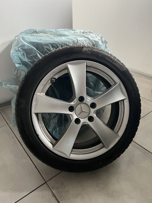 Felgi Mercedes 17 z oponami zimowymi