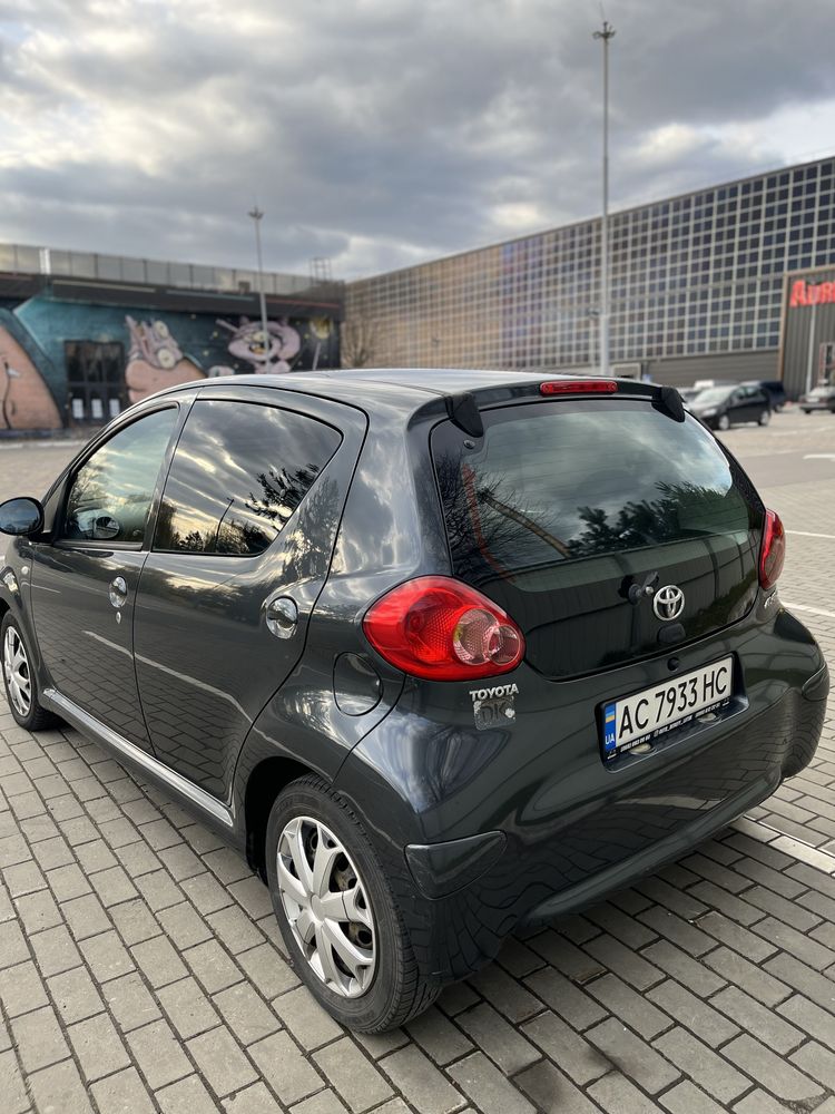Toyota Aygo 2008, 1.4 дизель
