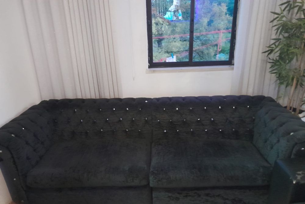 Sofá de veludo: vende se