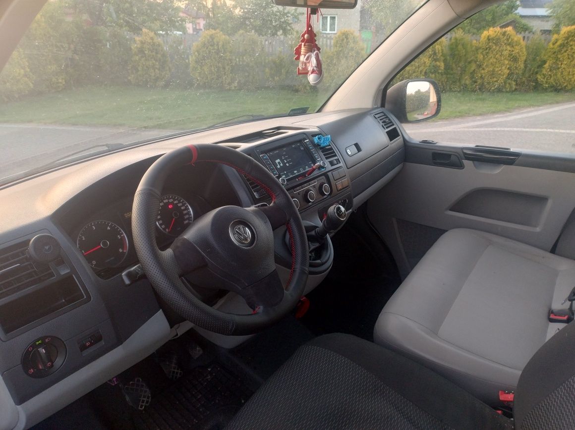 VW t5 Caravelle Transporter 9 osobowy