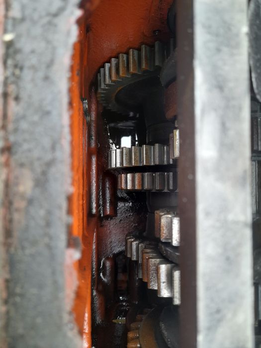 Skrzynia biegów most ursus do ursusa  c-4011 c-355 c-360