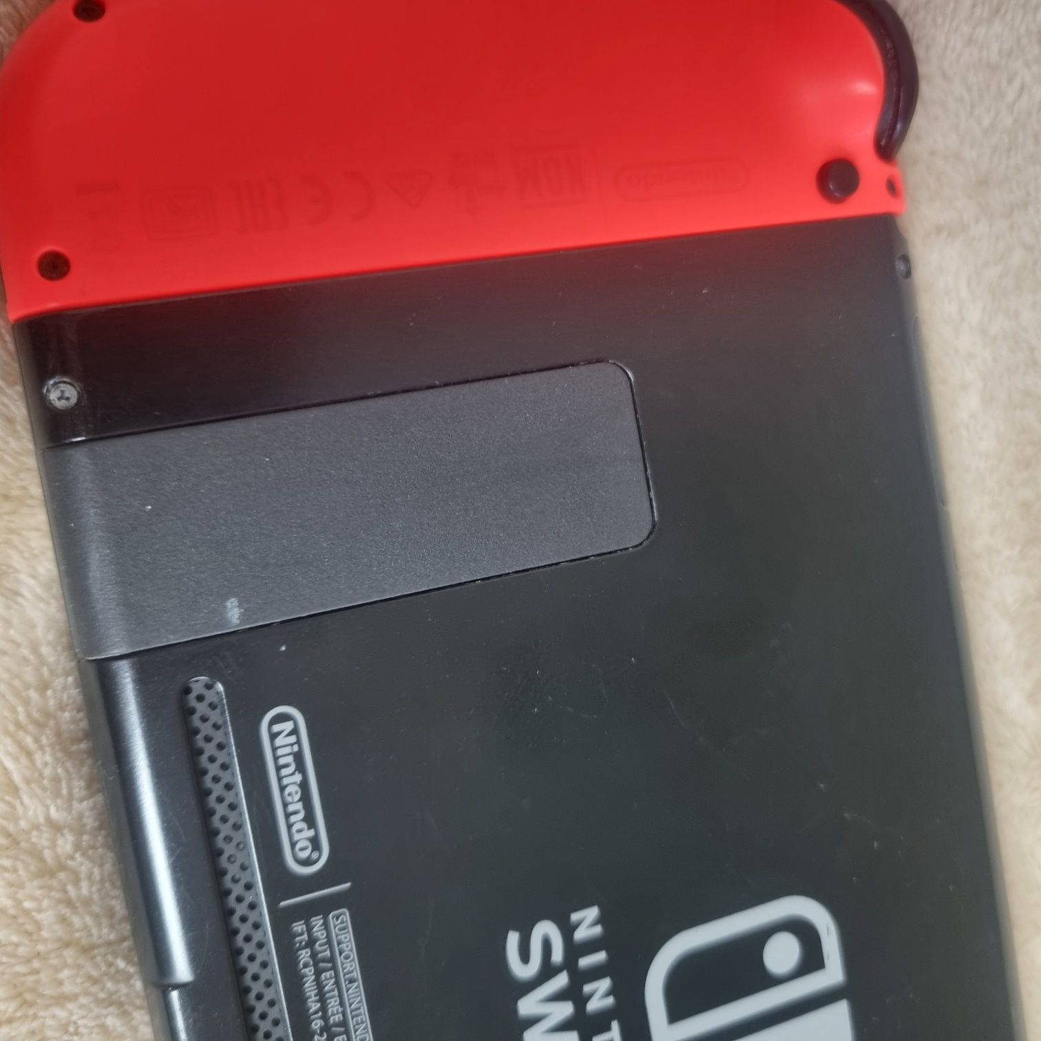Nintendo Switch HAC-001 – konsola w bardzo dobrym stanie