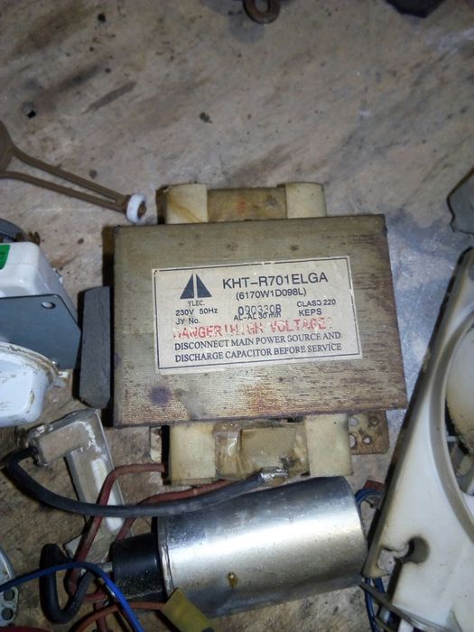 Продам запчастини до мікроволновки