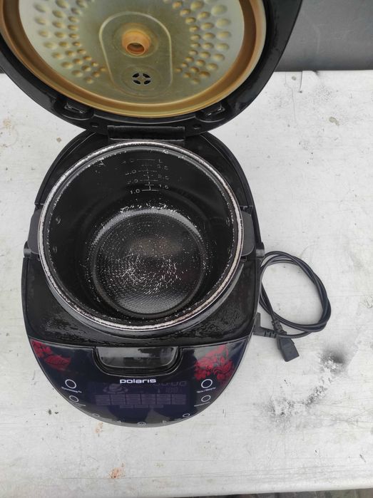 Продам мультиварку в хорошому стані