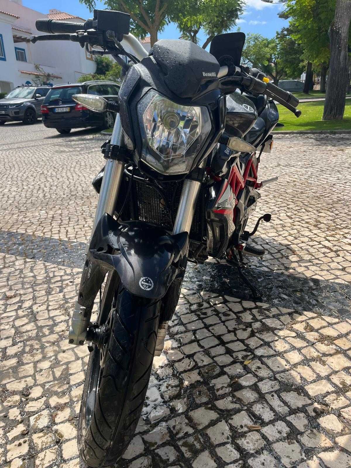 Mota Benelli BN 125 - excelente oportunidade!