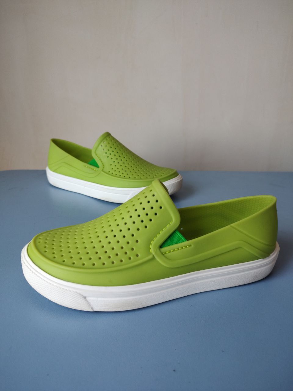 Crocs 29p c12 мокасини крокси шлепки сандалі босоніжки