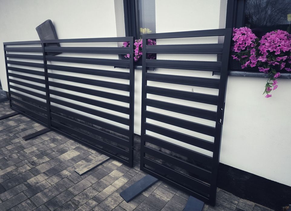 Brama cała metalowa