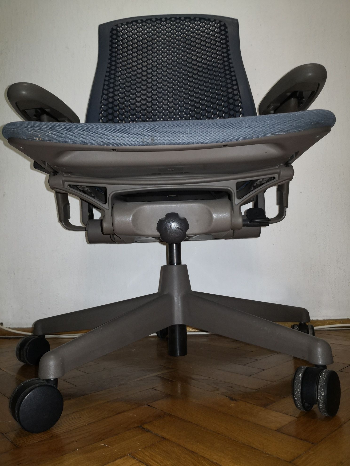 Krzesło biurowe Herman Miller Celle