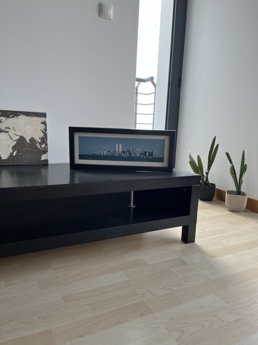 Movel Preto de TV
