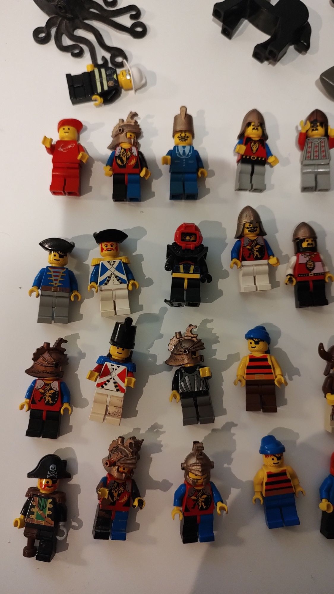 37 figurek lego castle piraci 6080 akcesoria zamek 6090 system 6285
