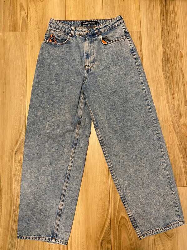 Damskie spodnie jeansowe MATW x Review