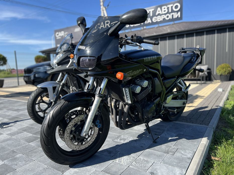 YAMAHA FZS 600 Fazer 2000