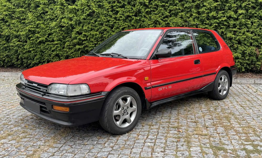 Toyota Corolla GTI 16 AE92