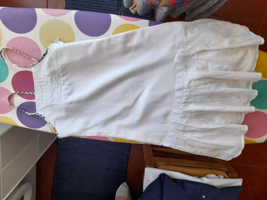 Vestido Burberry £ Camiseiro Metro
