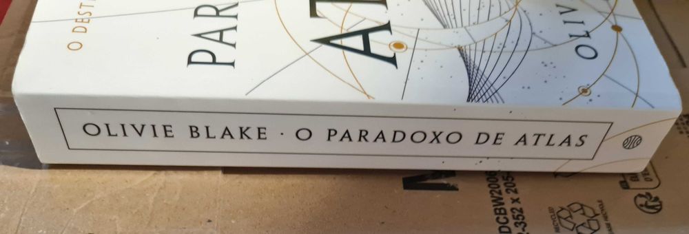 O Paradoxo de Atlas de Olivie Blake