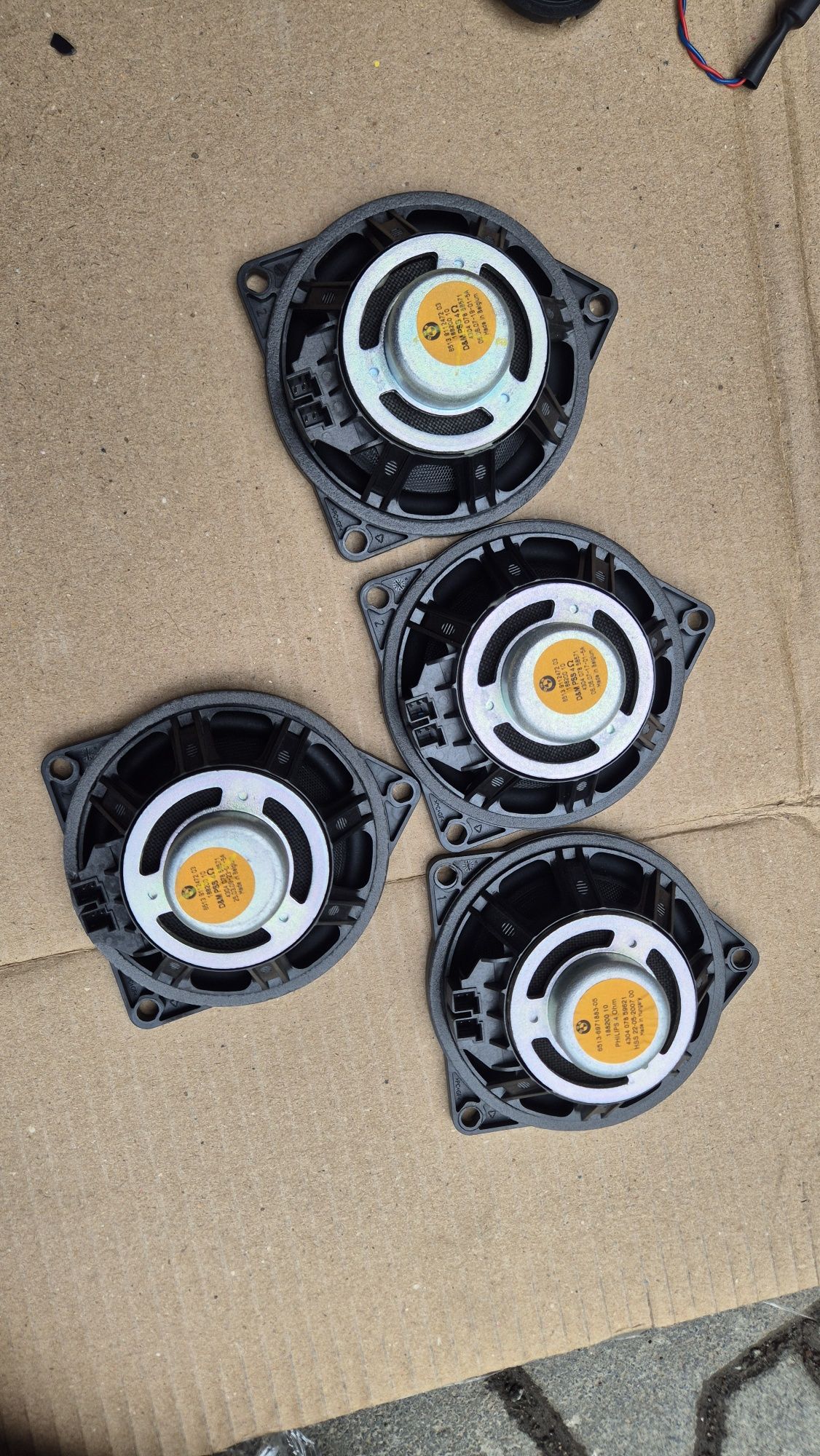 Bmw e70 e71 e87 e60 e83 e90 głośnik logic 7