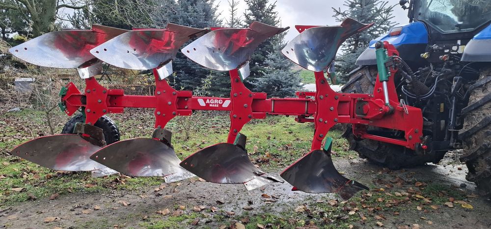 Pług  obrotowy Agromasz