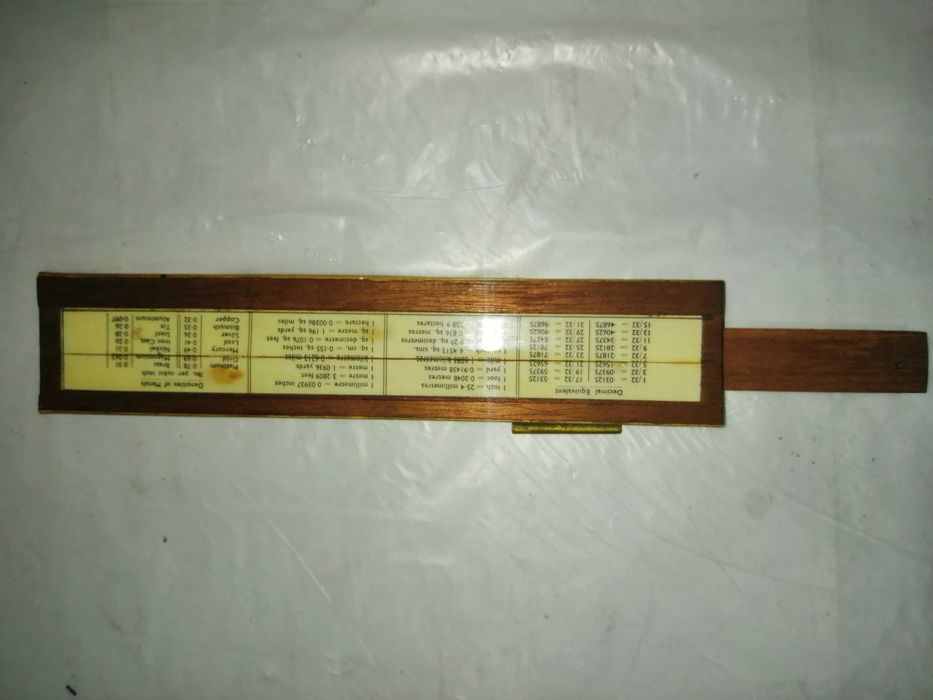 Régua de cálculo de Engenharia. Muito bom estado. Vintage