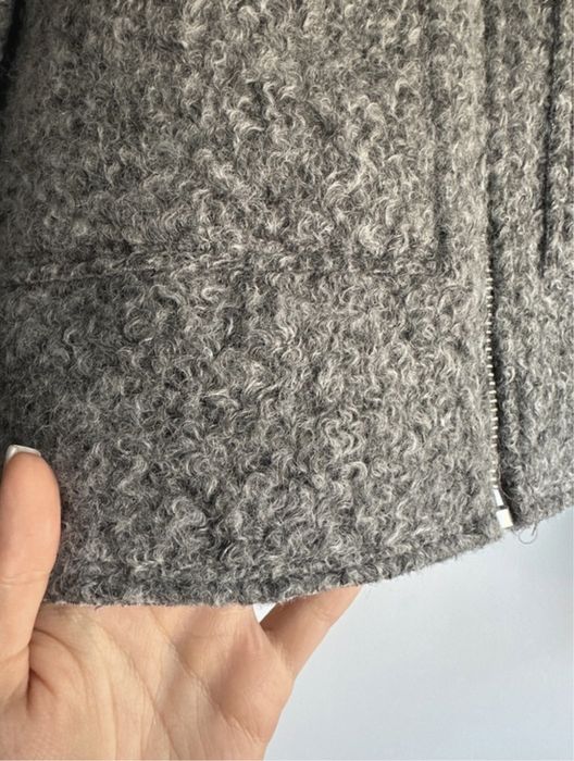 Krótka kurtka boucle Zara szara jesienna przejściowa przejściówka XS