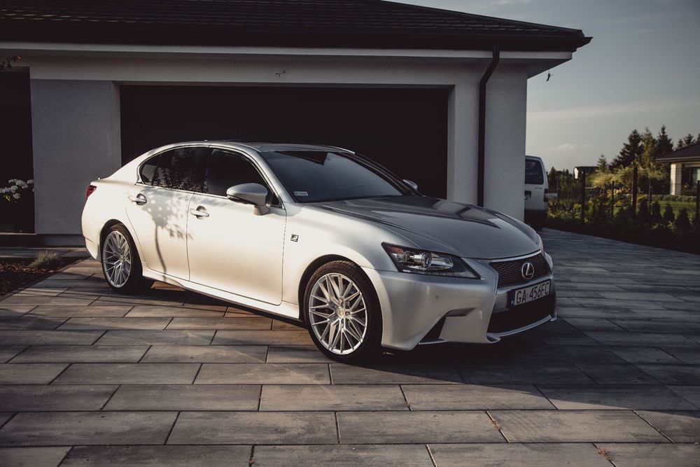 Lexus GS 350 F Sport 3.5 V6 RWD 8 A/T