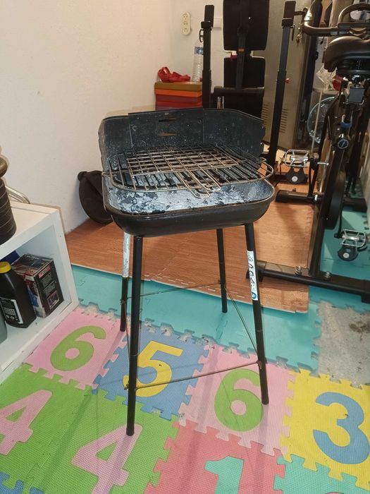 Grelhador de Exterior Portátil Novo