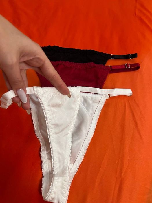 Трусики стрінги для особливих нагод