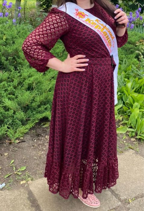 Бордова сукня українського виробника