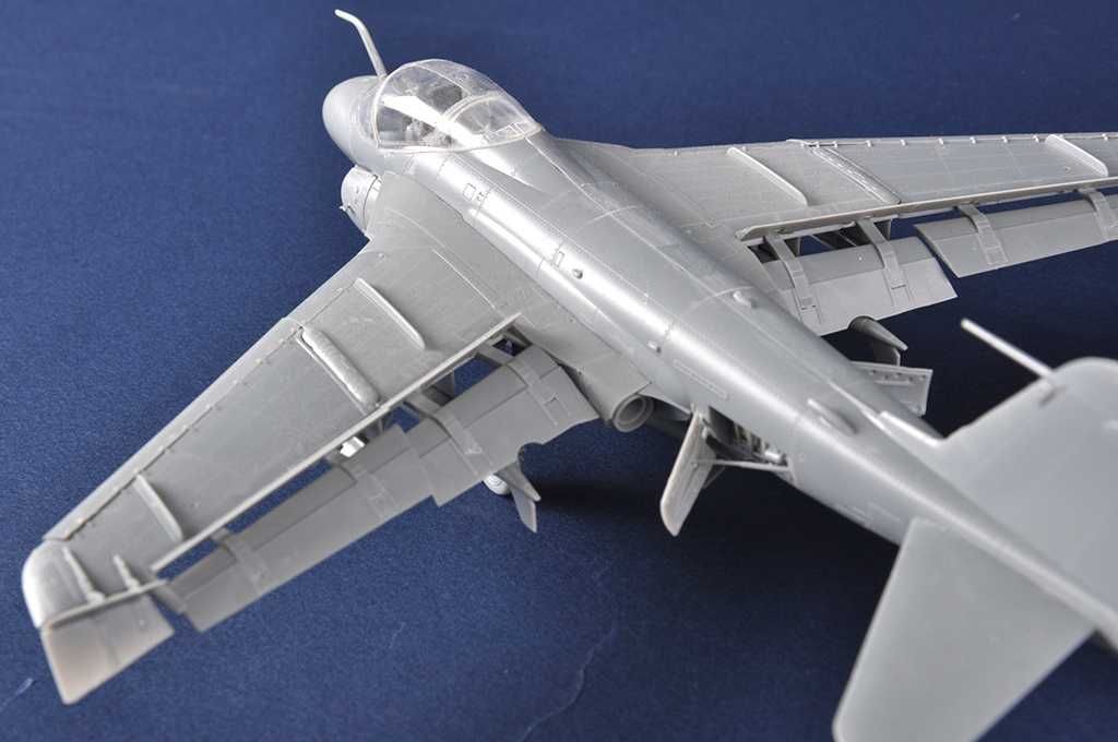 Сборная модель самолета A-6A /A-6E Intruder  Trumpeter 1/72 (новинка)