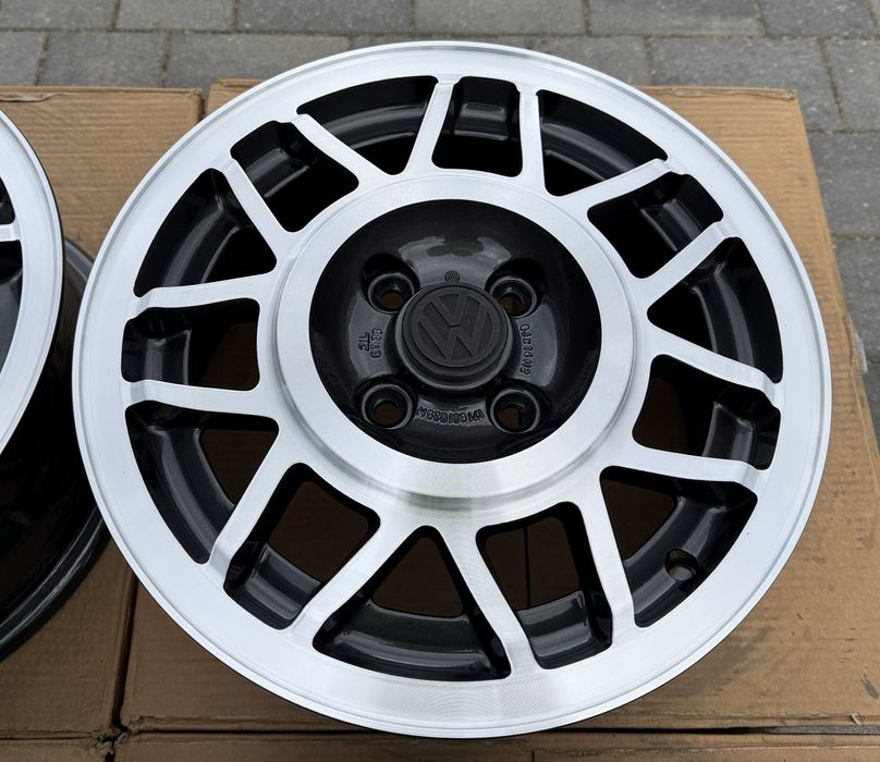 Oryginalne felgi VW 4x100 14" Golf 1 2 Scirocco GTI Avus Snowflake