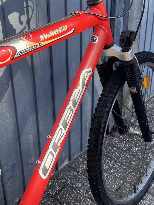 Orbea Tuareg Vermelha - Aventura Sobre Rodas à Sua Espera!