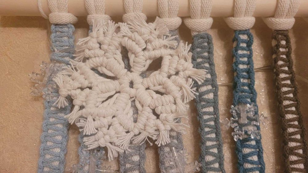 Makrama rękodzieło święta ozdoba Boże Narodzenie zima śnieżynki  led