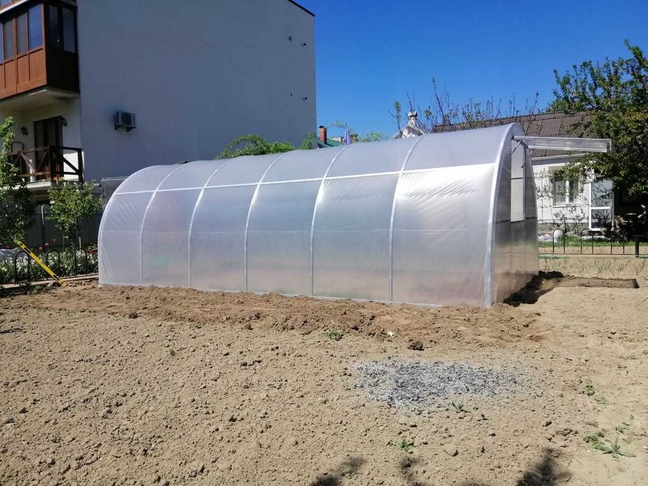 Теплиці під плівку та полікарбонат із труби 30*30мм, монтаж "під ключ"