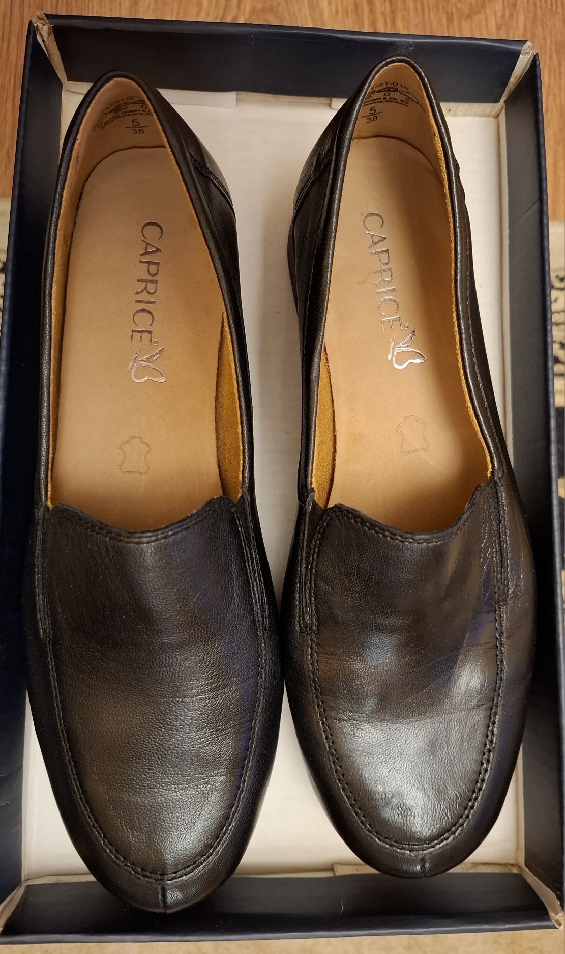 Buty damskie Caprice