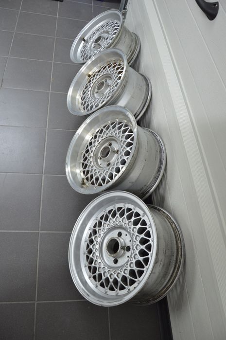 Rial cobra rs mesh 15 4x100 7j et23 8j et18 BMW E30 Golf MK1 kadett